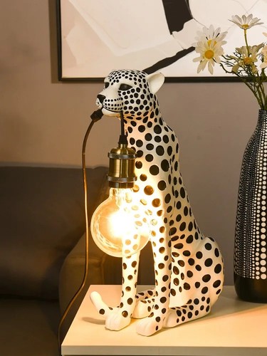 Cheetah lamp animal table - cheetah,